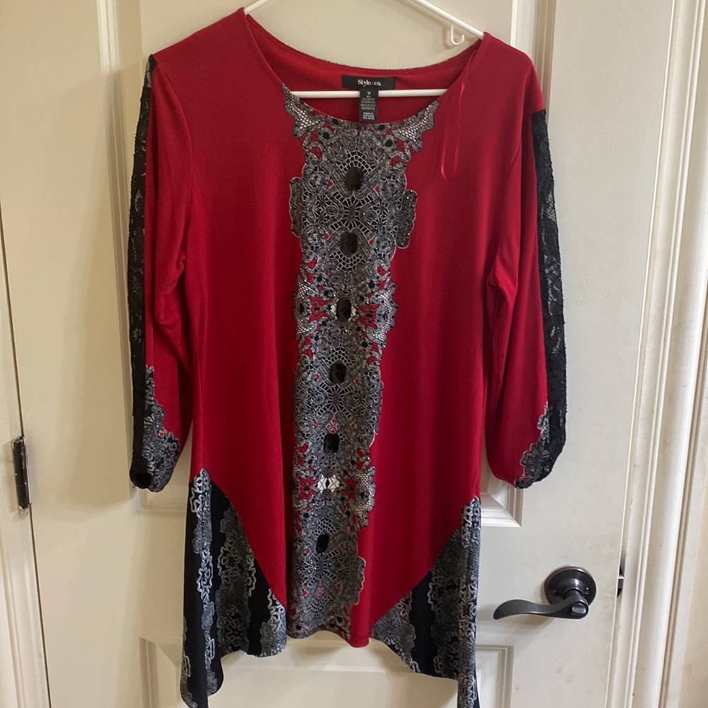 Style and Company women’s long blouse - Medium